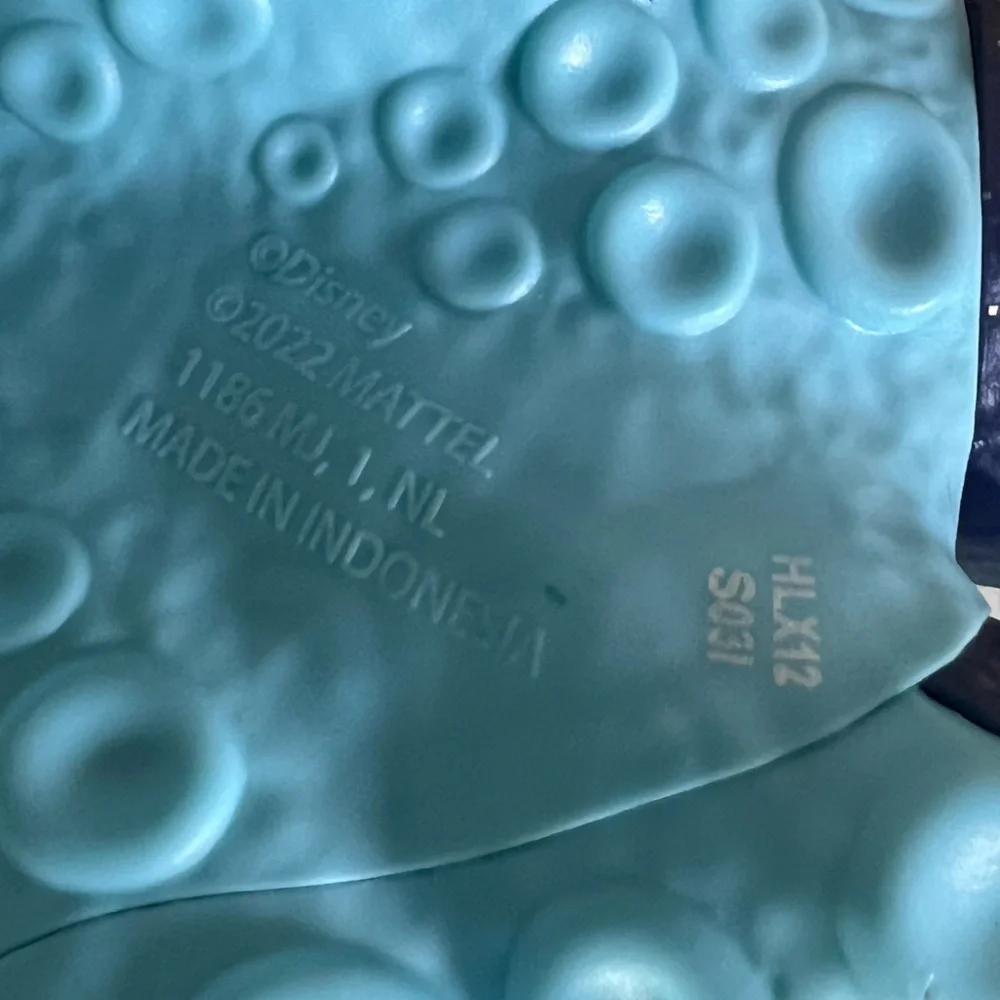 Mattel Disney The Little Mermaid Ursula Fashion Doll/Figurine - Picture 4 of 7